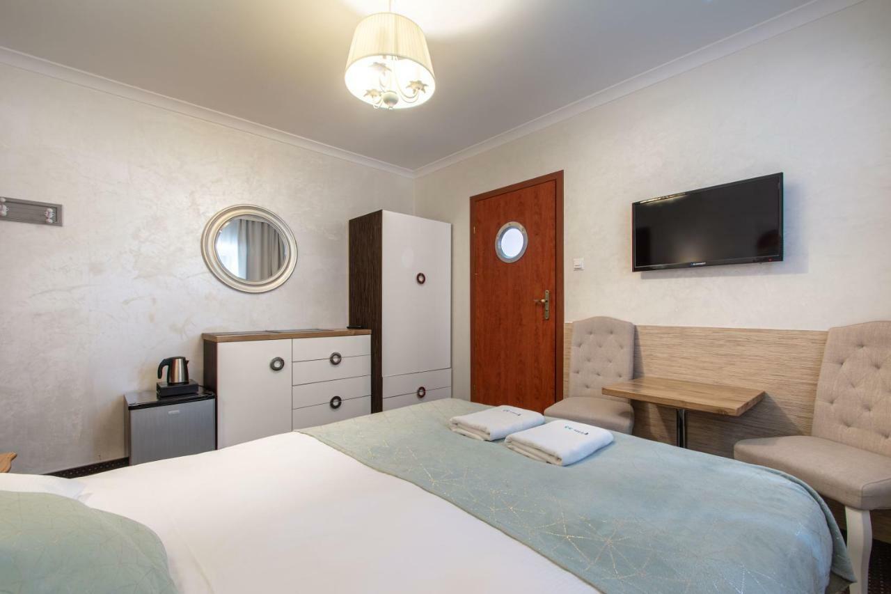 Villa 33 Blisko Plazy 索波特 外观 照片