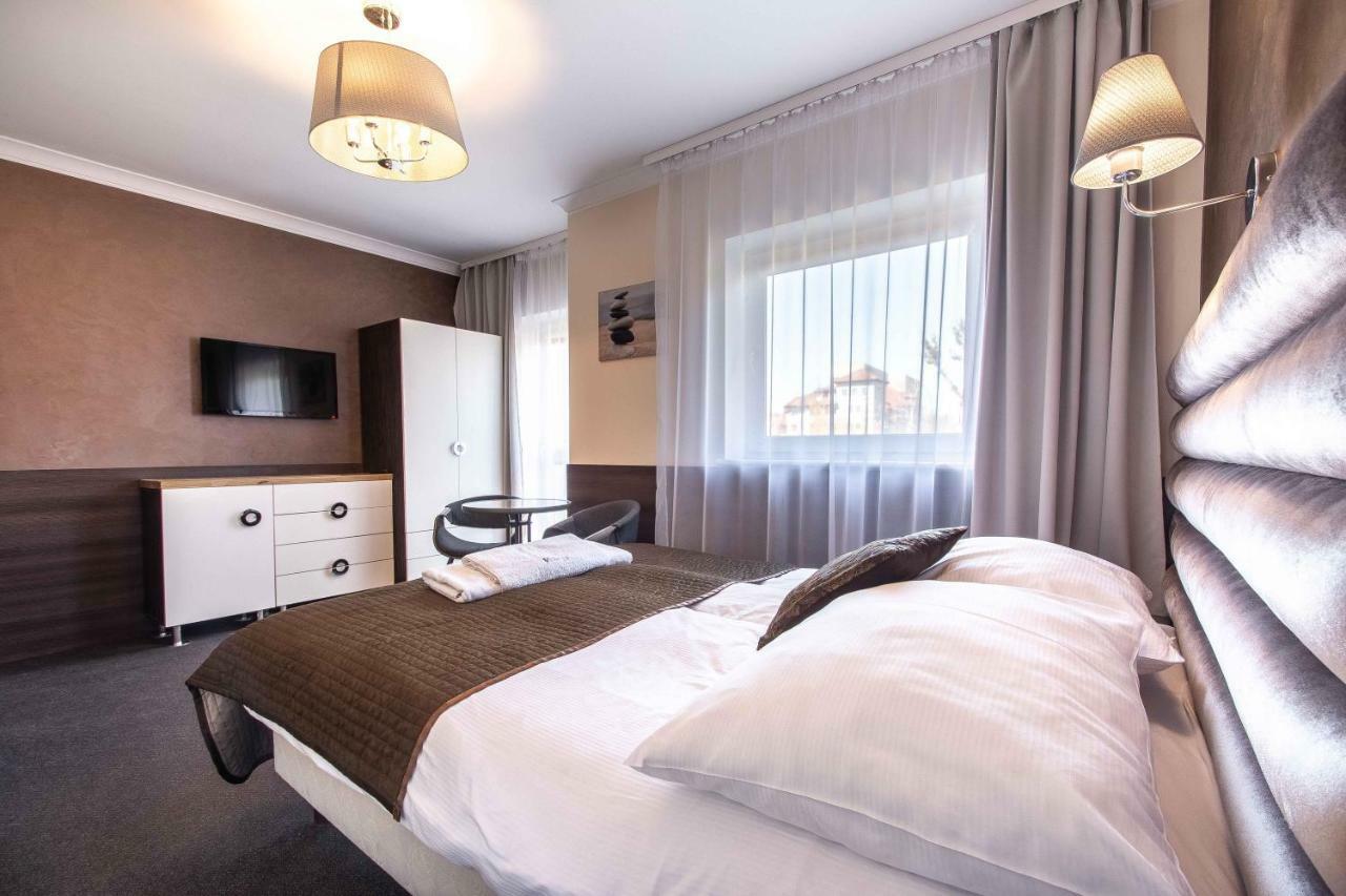 Villa 33 Blisko Plazy 索波特 外观 照片
